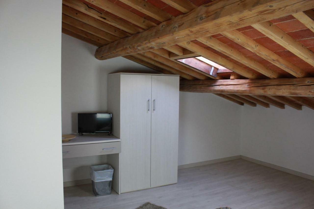 Affittacamere Cipri Montale  Buitenkant foto